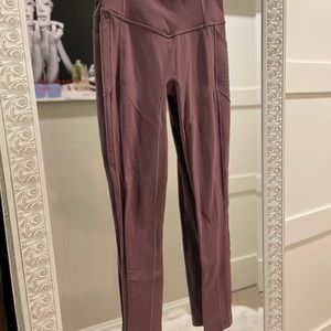 Lululemon Fast and Free W-Sz 6, 28”, W/Pockets
